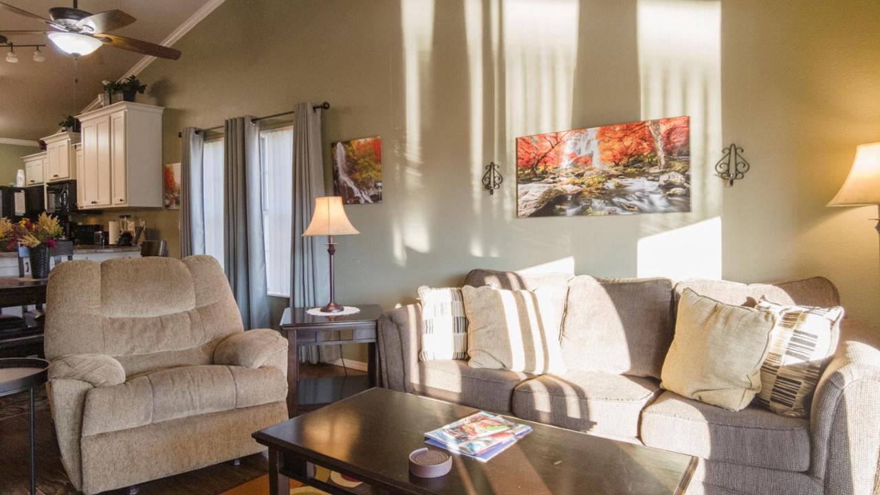 2Br Walk-In - Central Location - Free Tickets Included - Fc41-17 Бренсон Екстер'єр фото
